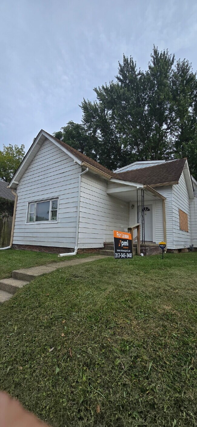 Building Photo - "Spacious 4-Bedroom Haven in Indianapolis ... Rental