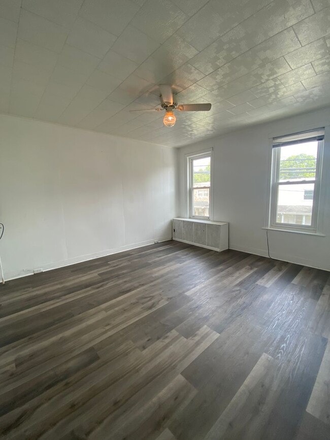 Photo - 725 Union St Unit Apt 2