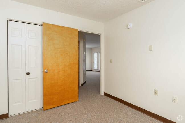 2BR, 1BA - Second Bedroom
