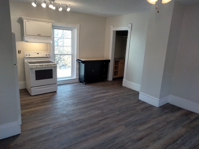 Photo - 17 W 27th St Unidad 3