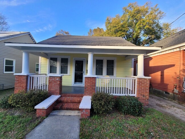 Welcome to this charming 2-bedroom, 2-bath... - Welcome to this charming 2-bedroom, 2-bath... House