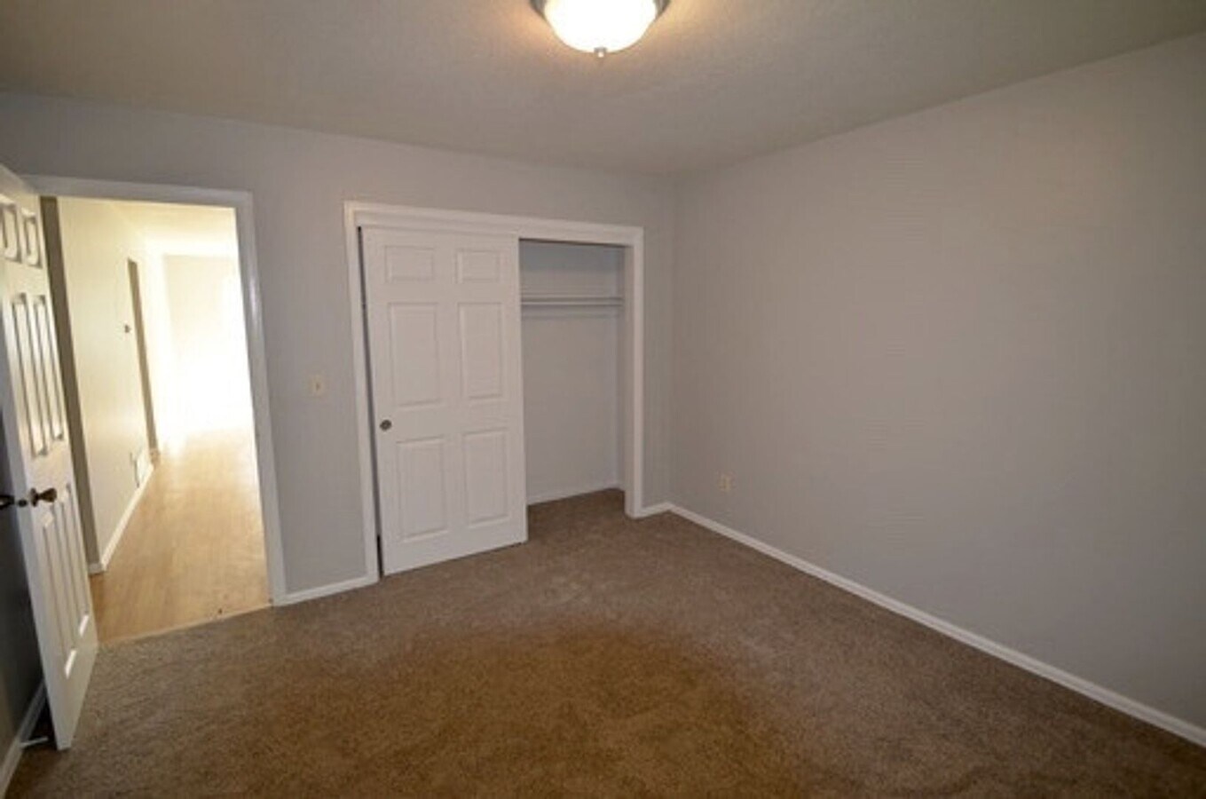 Photo - 6209-6213 S Sterne Pkwy Unit 6213