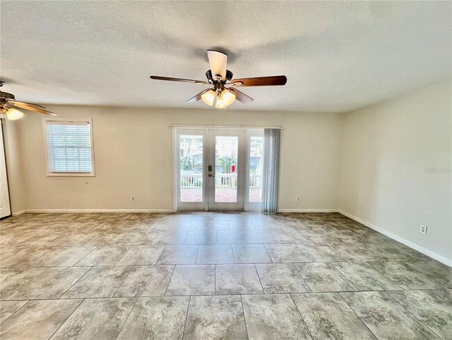 Photo - 5111 Coquina Key Dr SE Unidad A