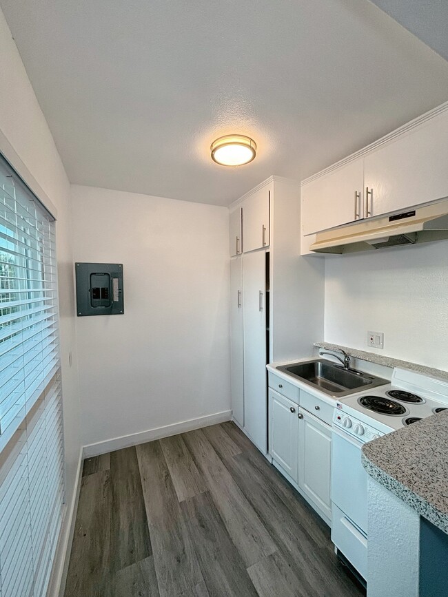 Photo - 6512 Pickering Ave Unidad A