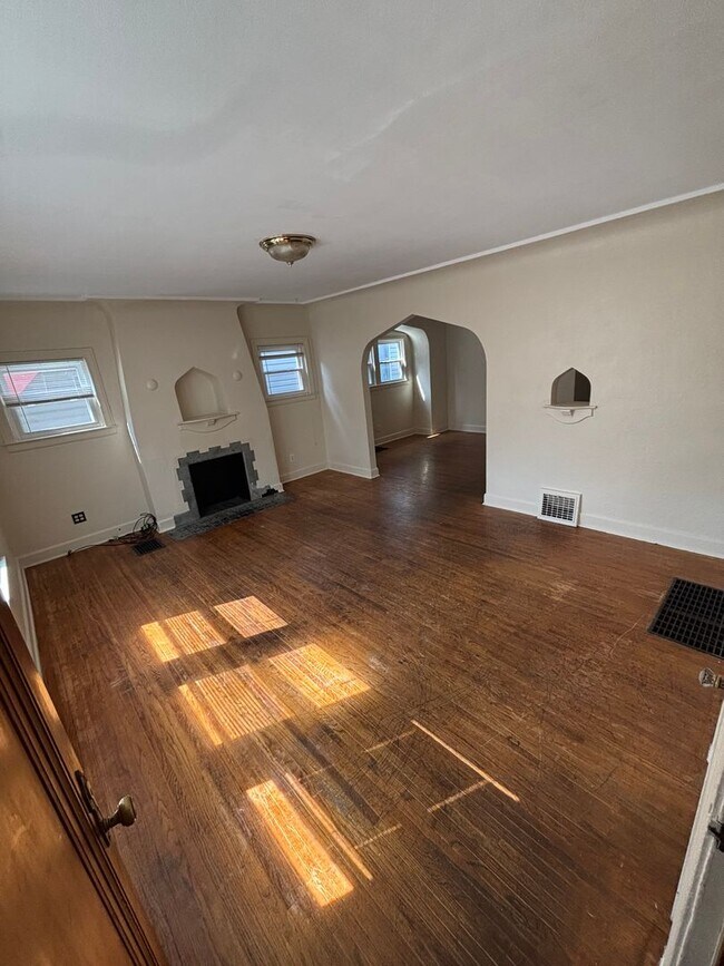 Photo - 2634 Calverton Rd Unidad 2634 Calverton Road Upper