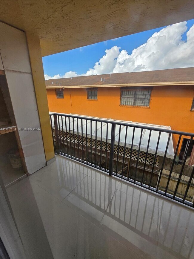 Photo - 6151 SW 24th St Unit 207