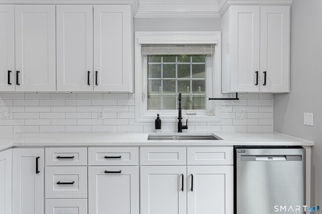 Photo - 119 Seaside Ave Unidad A
