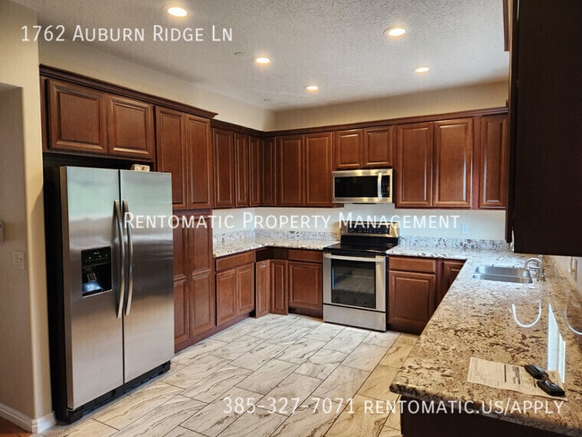 1762 Auburn Ridge Ln