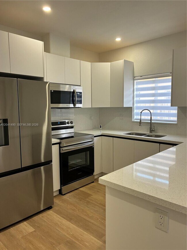 Photo - 211 SW 15th Terrace