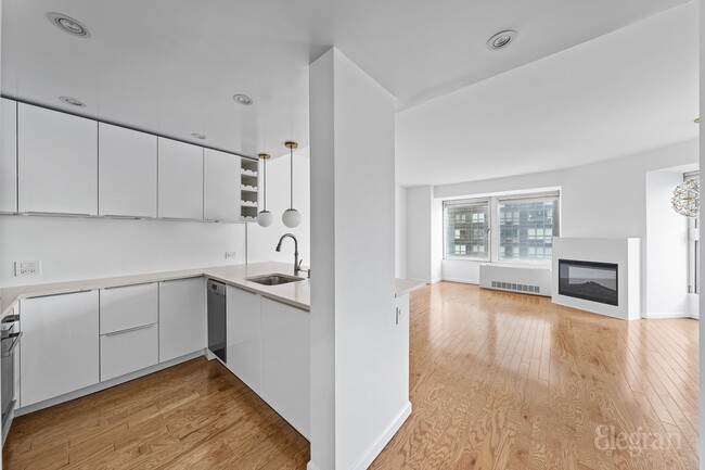 Photo - 150 W 56th St Unit APT 2803