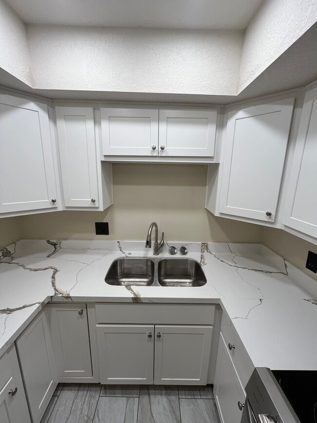 Photo - 17 E Ruth Ave Unit 302