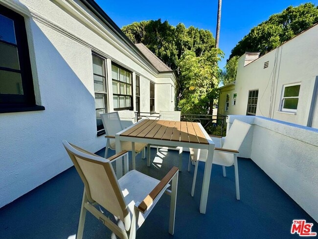 Photo - 9010 Burton Way Unit A