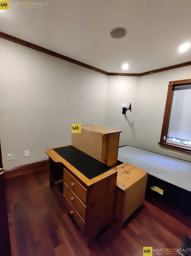 Photo - 9 Strathmore Rd