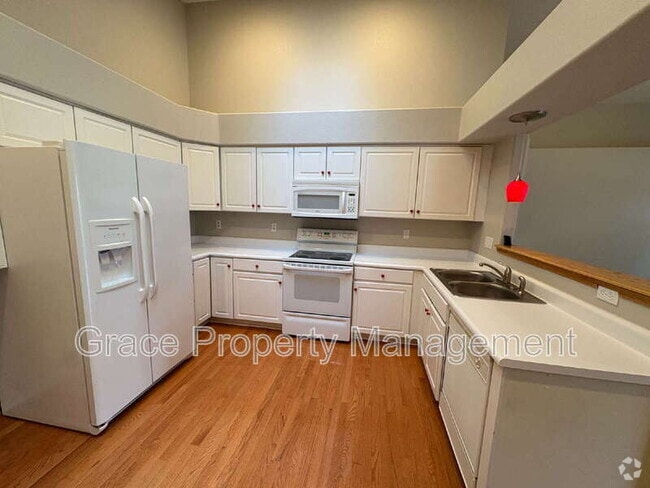 Building Photo - 8340 S Upham Way Rental