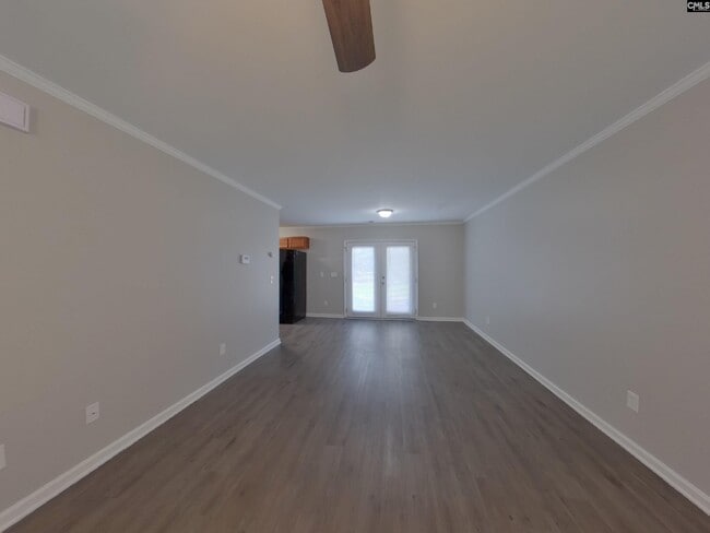 Photo - 153 Chesterbrook Ln