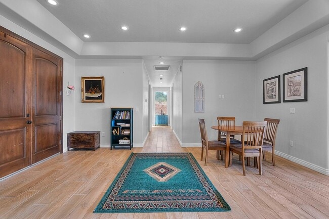 Photo - 231 Premio Ct