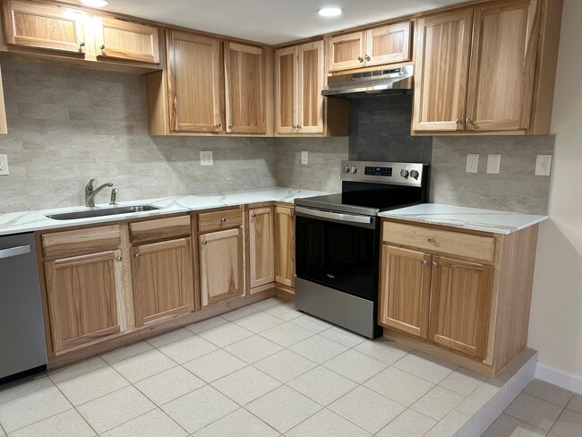 Photo - 182-186 Marlborough St