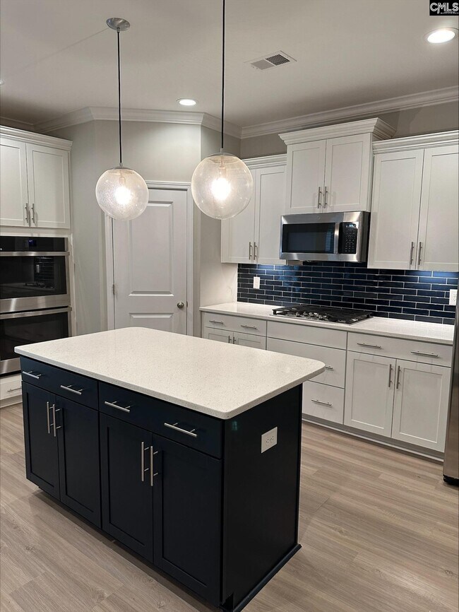 Photo - 559 Malachite Ln