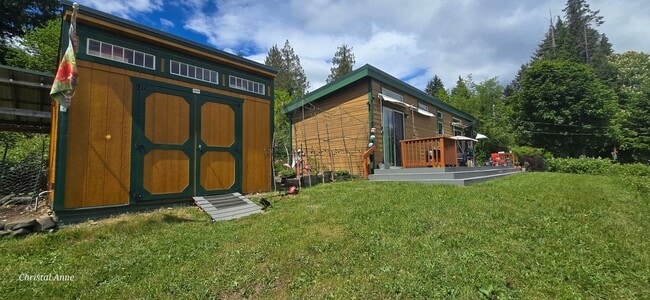 Photo - Fabulous Cabin over Hood Canal