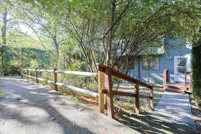 Photo - 63 Trailside Way