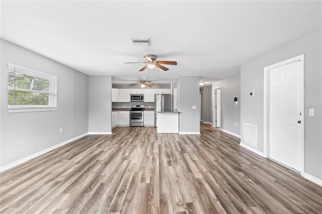 Photo - 1925 34th Ave E