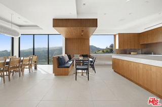 Photo - 1731 Summitridge Dr