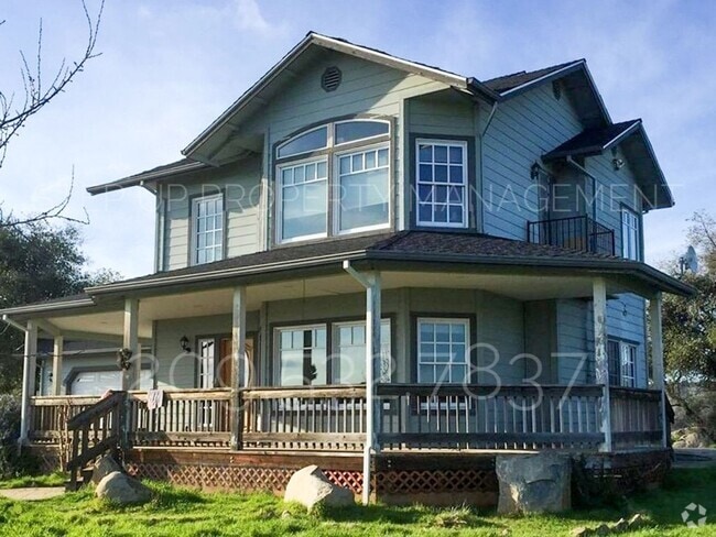 Building Photo - Elegant Mountain-View Home with Solar, Wel...