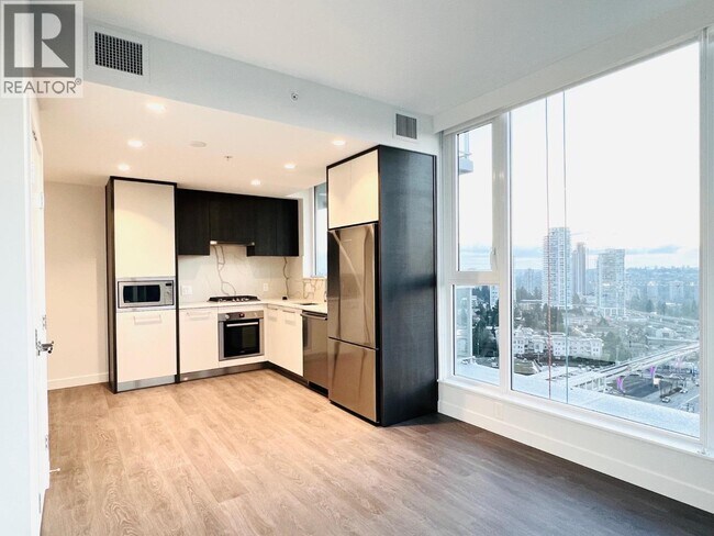 567 Clarke Rd Unit 1702