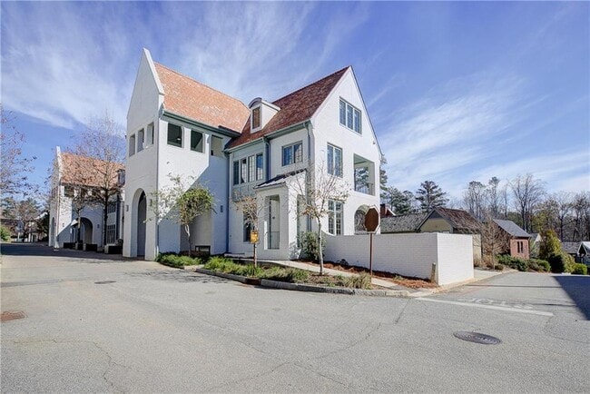 Building Photo - 11292 Serenbe Ln