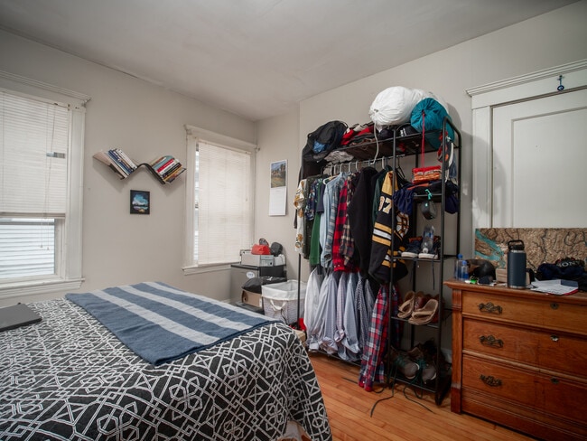 Building Photo - 60 Powder House Blvd