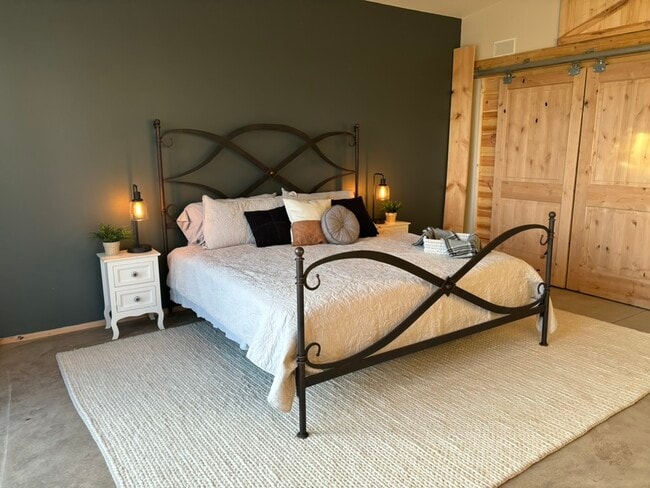 Primary - 71 Mountain Vista