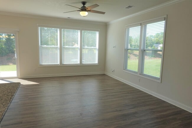 Photo - 409 Yellow Fox Rd