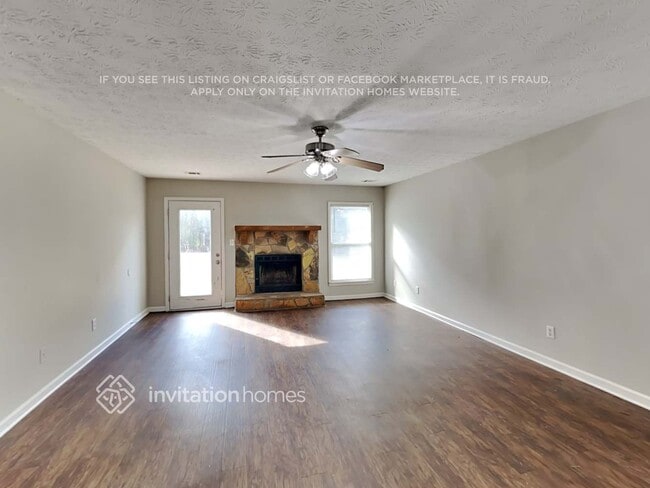 Photo - 230 Graystone Dr