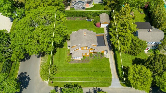 Photo - 210 Little Plains Rd