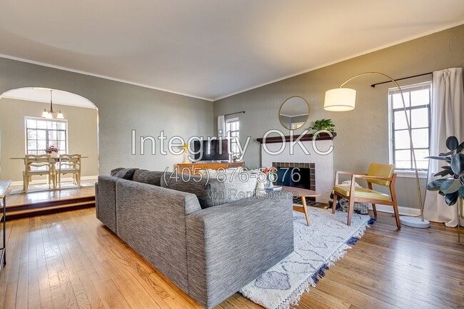 Photo - 1803 Carey Pl