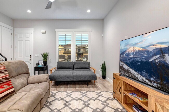 1107 Wasatch Spring Rd