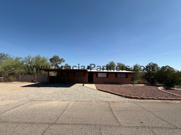 Corner Lot Three Bedroom Home - Corner Lot Three Bedroom Home