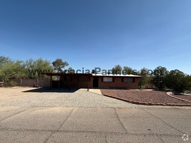 Building Photo - Corner Lot Three Bedroom Home