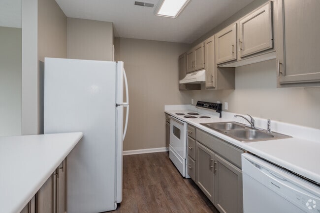 3BR, 2BA - 1,050SF - Kitchen - ELEVEN50