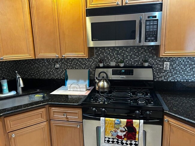 Photo - 515 Gregory Ave Unit 3