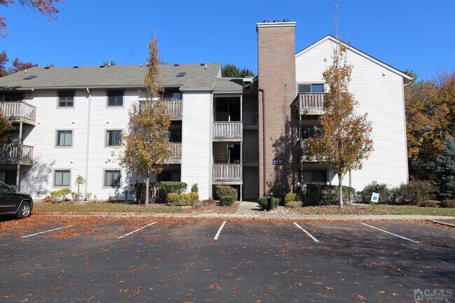 Photo - 1521 Ravens Crest Dr