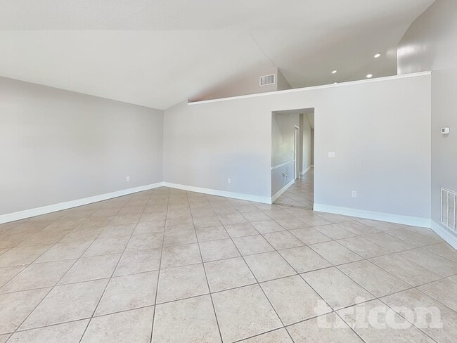 Photo - 1904 Ellington Ct