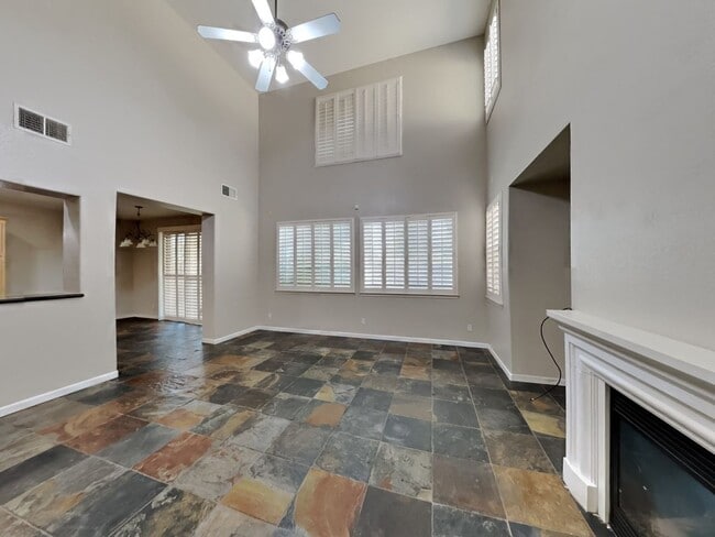 3/2.5 House Available Now in Mossdale Landing - 3/2.5 House Available Now in Mossdale Landing