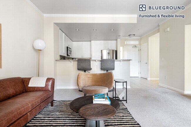 Photo - 337 S Fremont St Unidad FL2-ID435