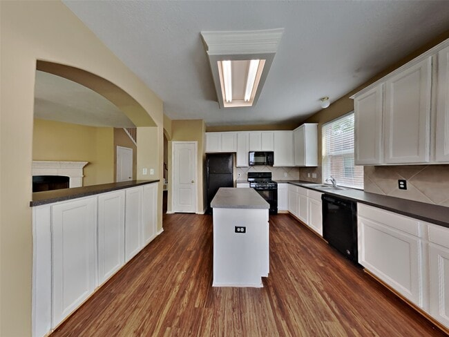 Photo - 26004 Castle Meadow Ln