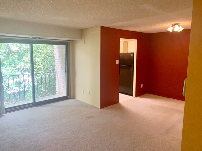 Photo - Amazing 1-Bedroom Condo at Bentley Square Condos! Available Late June! Unit 105
