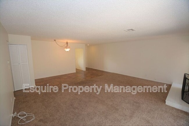 Photo - 2235 Camilar Dr