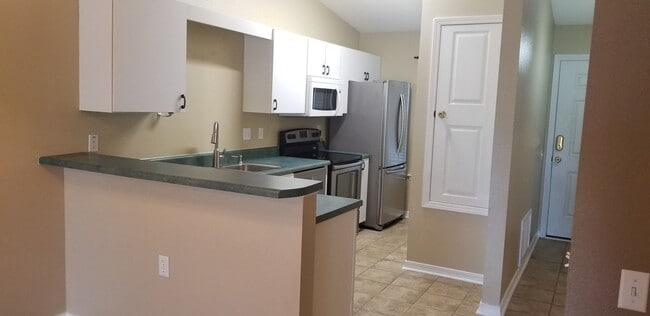 Photo - Easy access to shopping, interstate & bases!