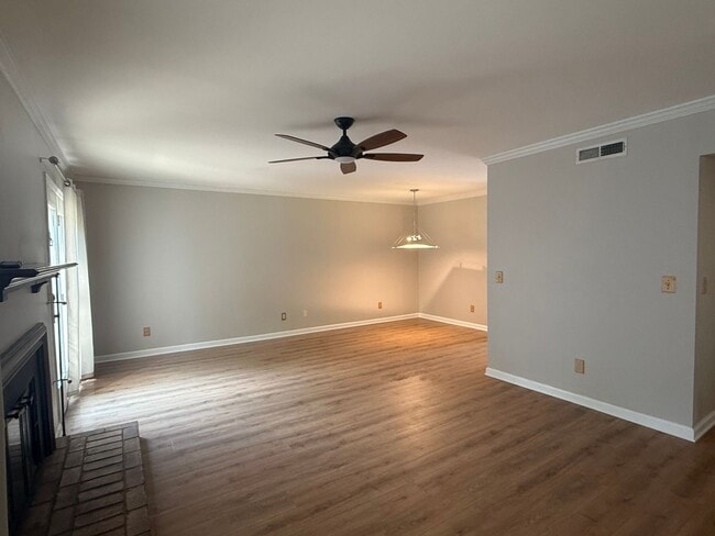 Photo - 502 Brentwood Pointe