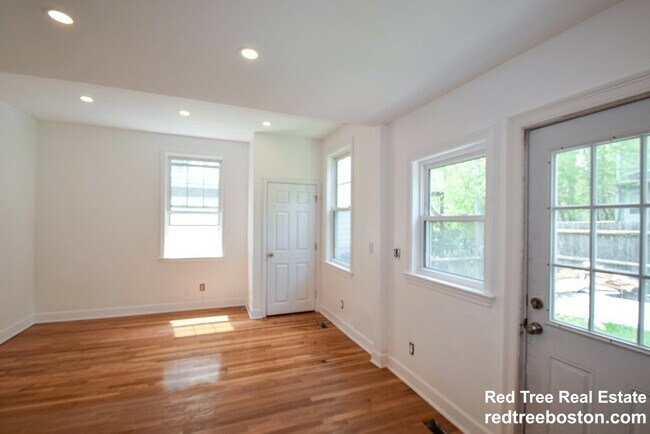 Photo - 32 Cedar St Unit 1